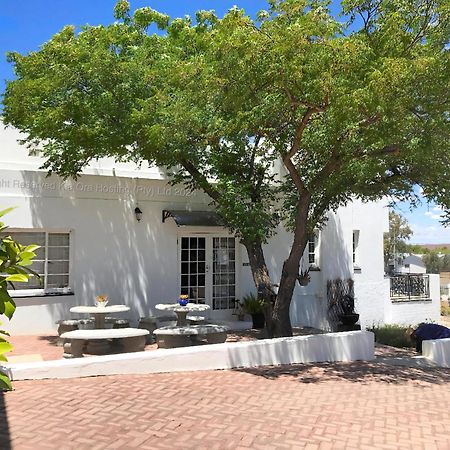 Kia Ora Guest House Beaufort West Exterior foto